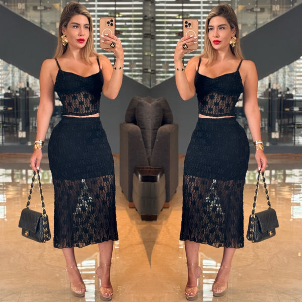 2 piece lace stretch outfit